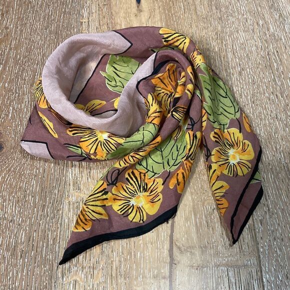 2 Vintage scarves-Vera and Echo! - Picture 11 of 16